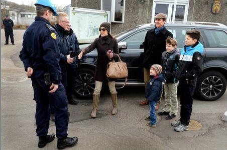 famille-au-dema-mars-2013.jpg